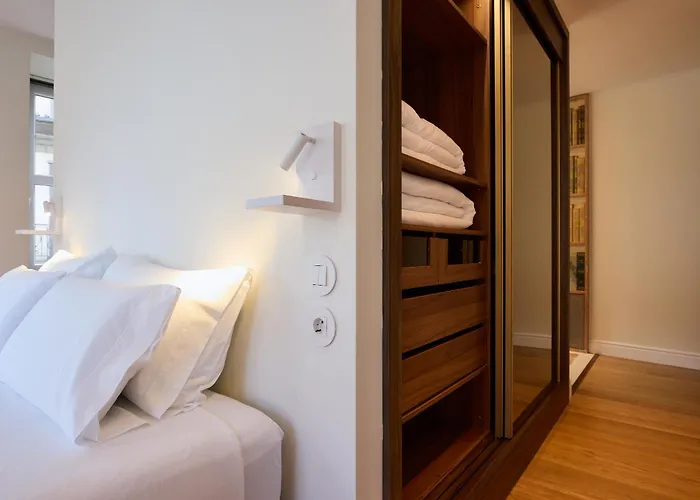 Flh Porto Clerigos Luxury Apartments